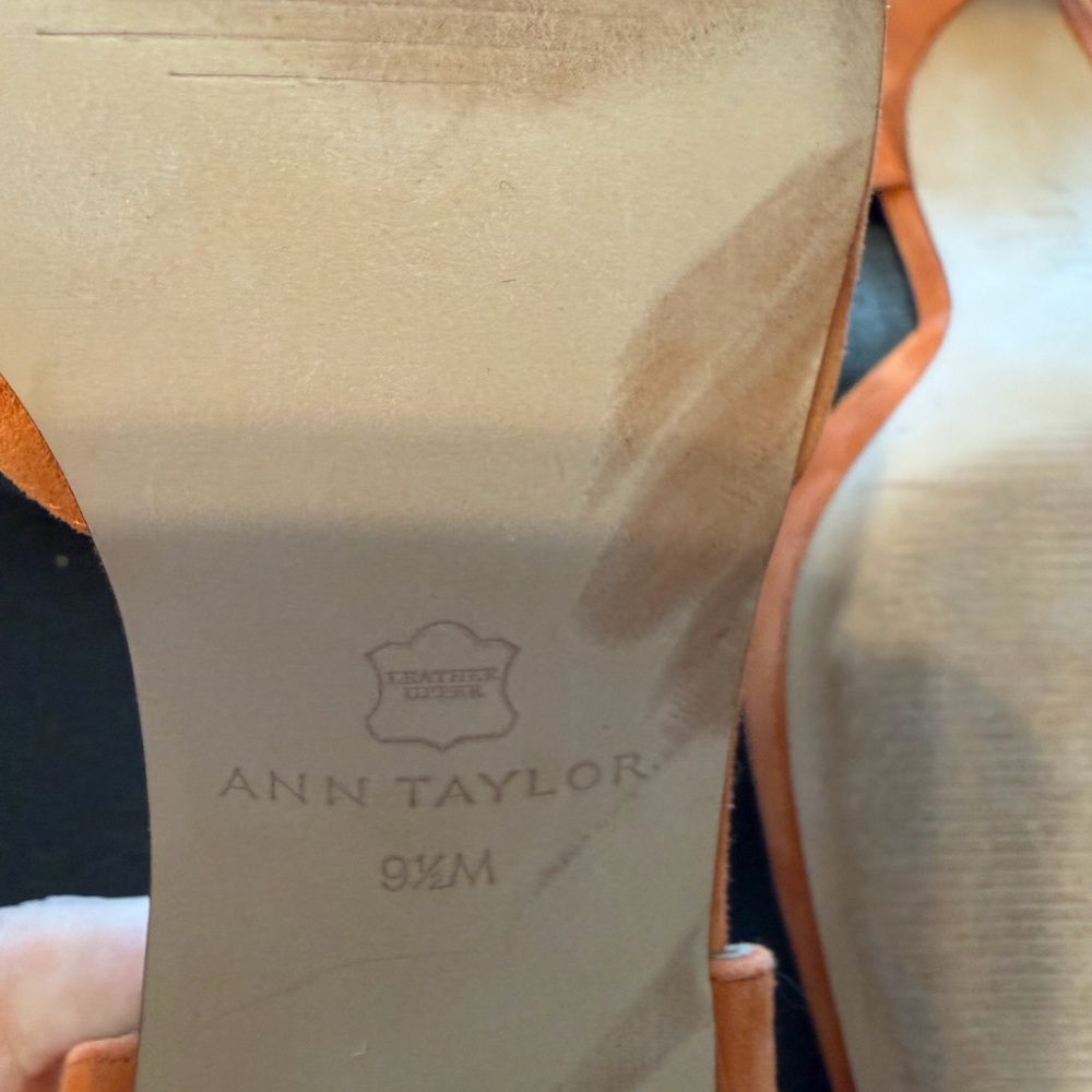 Ann Taylor Orange Suede Pointed D'Orsay Flats - Picture 5 of 7